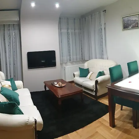 Kaca 3 Apartment *